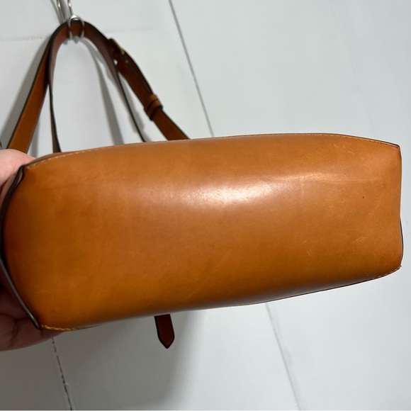 Rare Tory Burch Rowan Whiskey Tan Leather Shoulder Crossbody Studded Bucket Bag - Picture 7 of 11